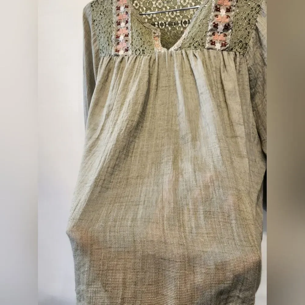 Hazel Green Boho Top Crochet Lace Style Boxy‎ Lifhtweight Gypsey Tunic L